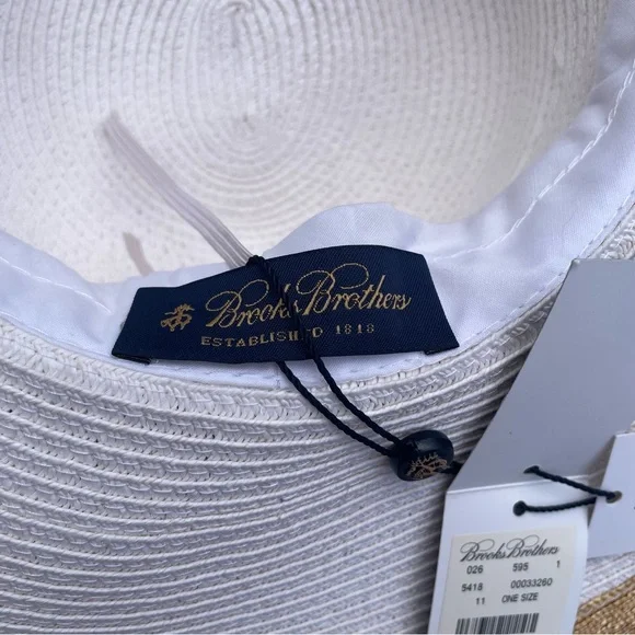 NWT Brooks Brothers White Sun Boat Hat with Tan Brim NWT Brooks Brothers White Sun Boat Hat with Tan Brim main image 3